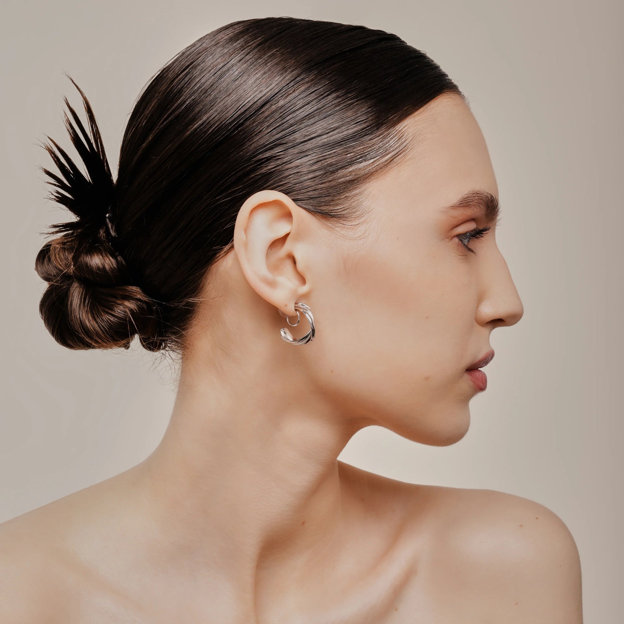 Aiori - Trinity Hoop Clip On Earrings - Silver -