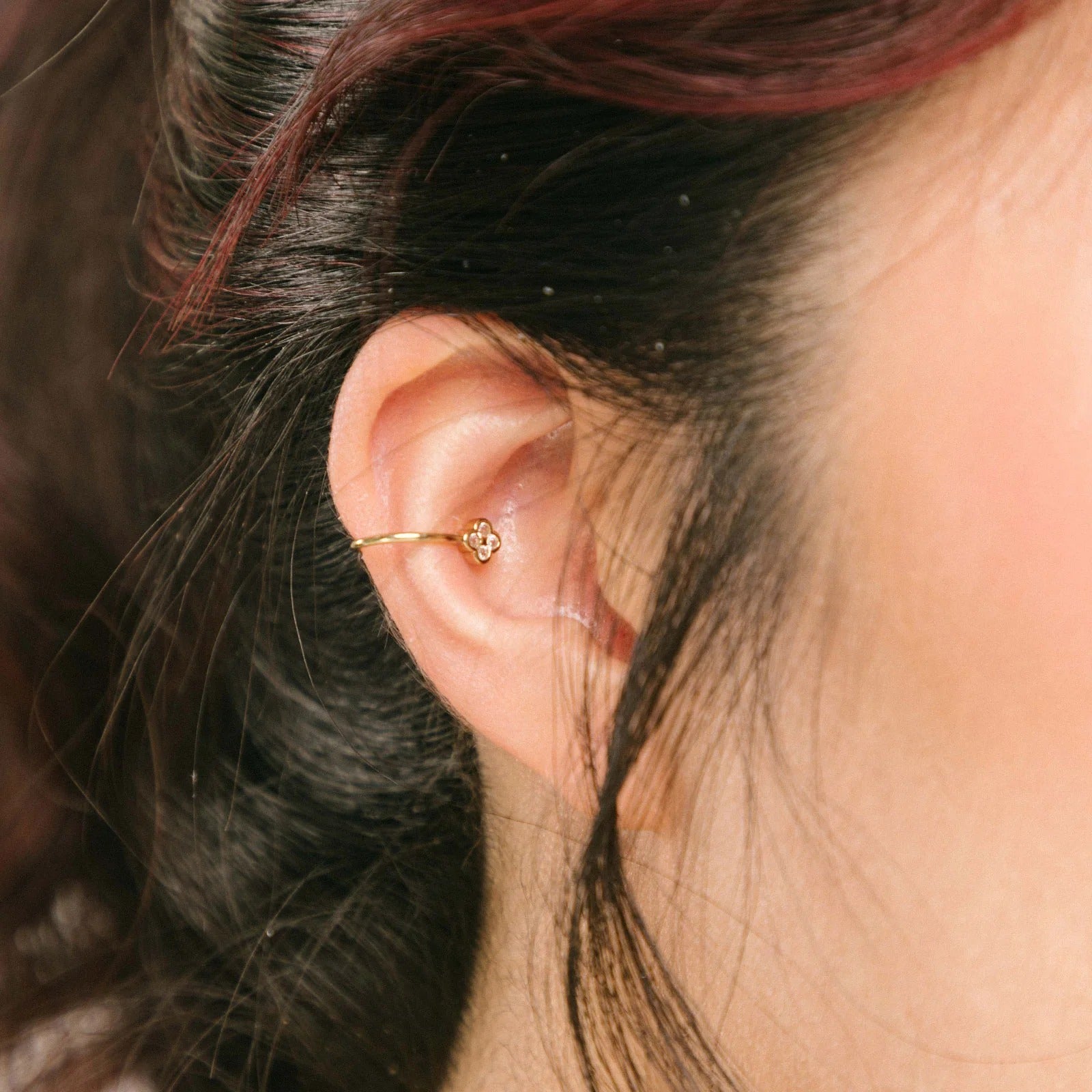 Aiori - Clover Ear Cuff - Gold -
