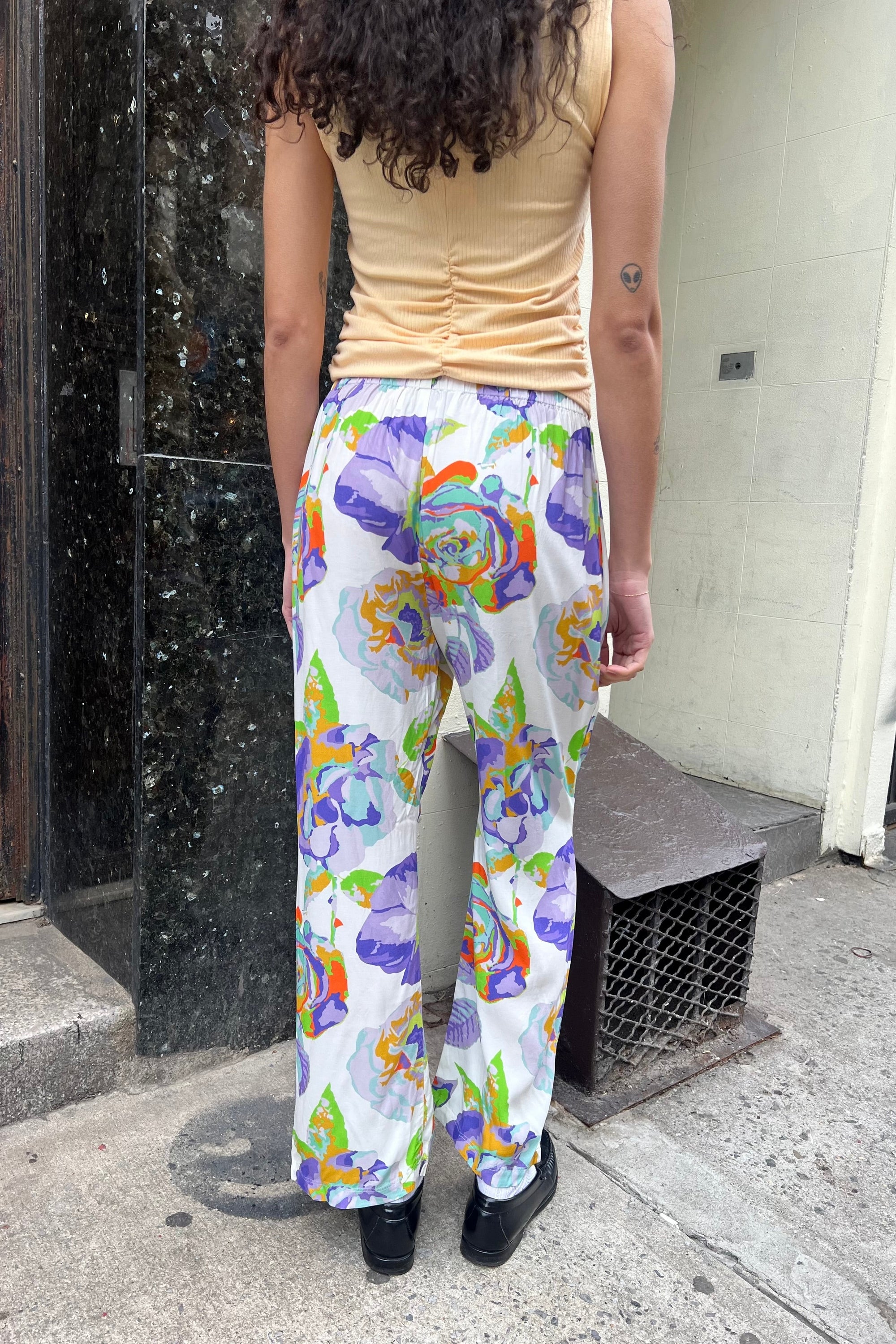 WRAY - Sol Straight Leg Pant – Digital Rose -