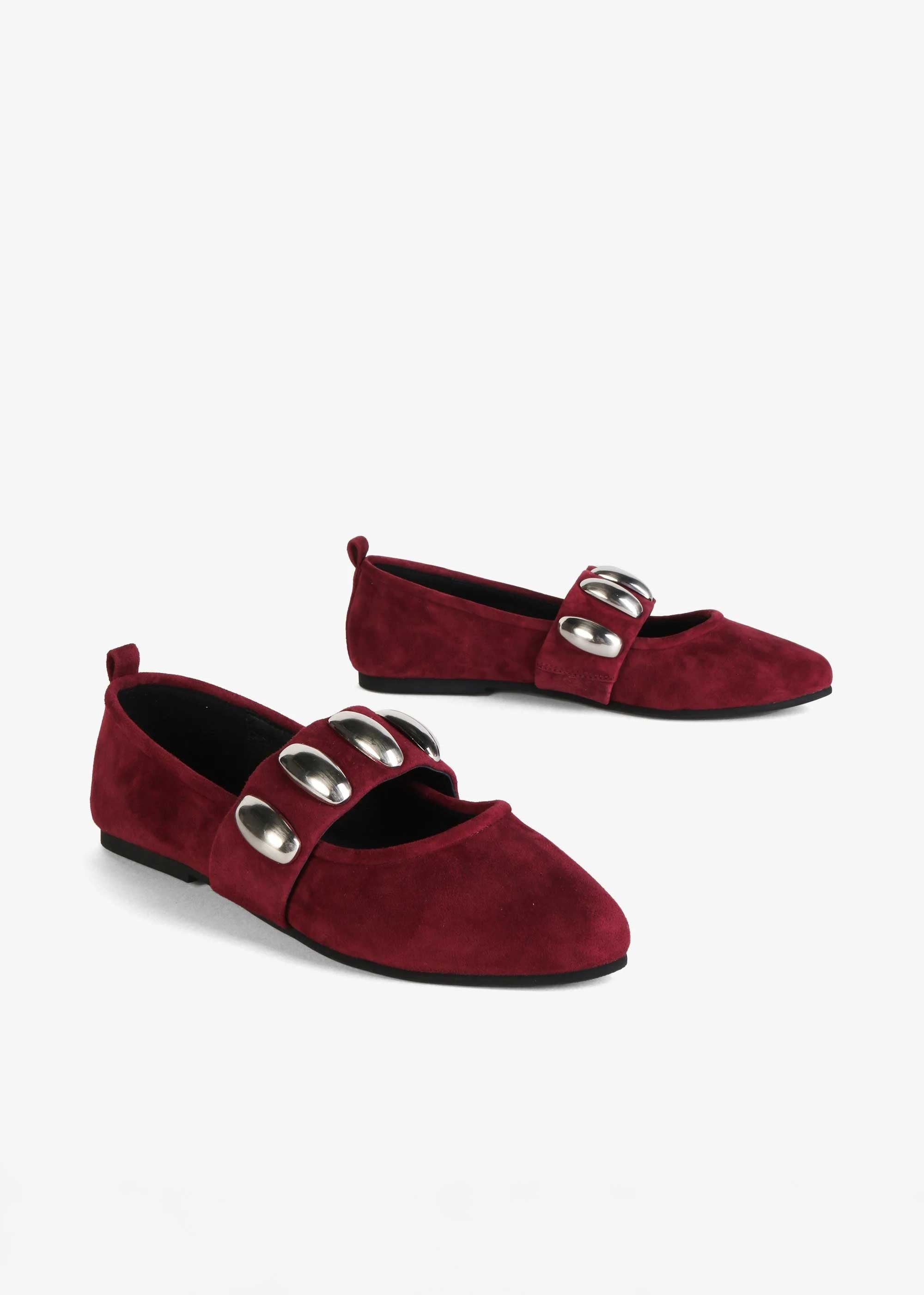 Intentionally Blank - Tone Oversized Stud Mary Jane Flat -