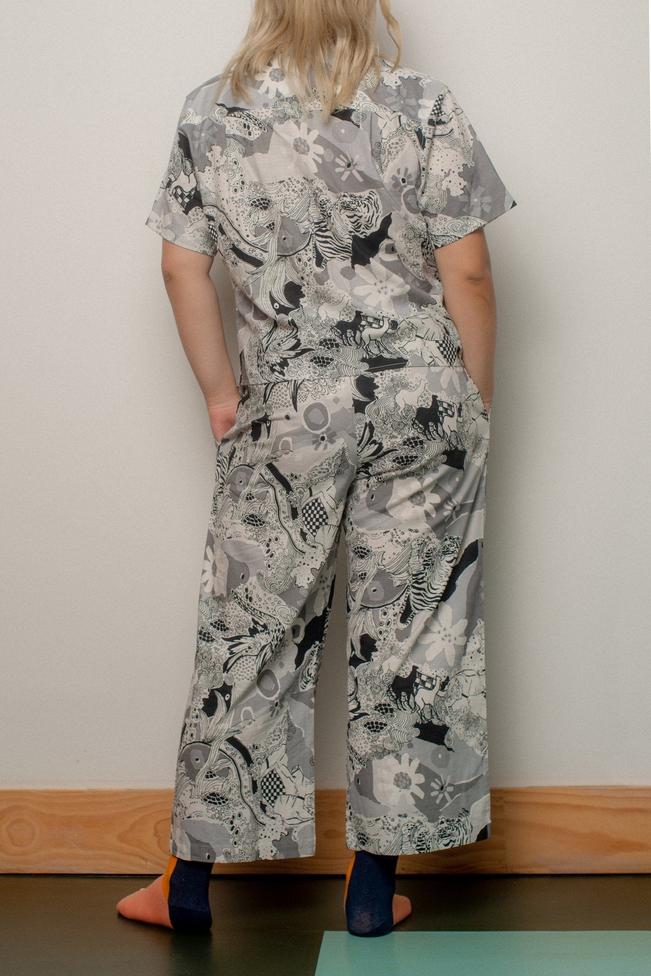 WRAY - Long Lounge Set - Graphic Parade -