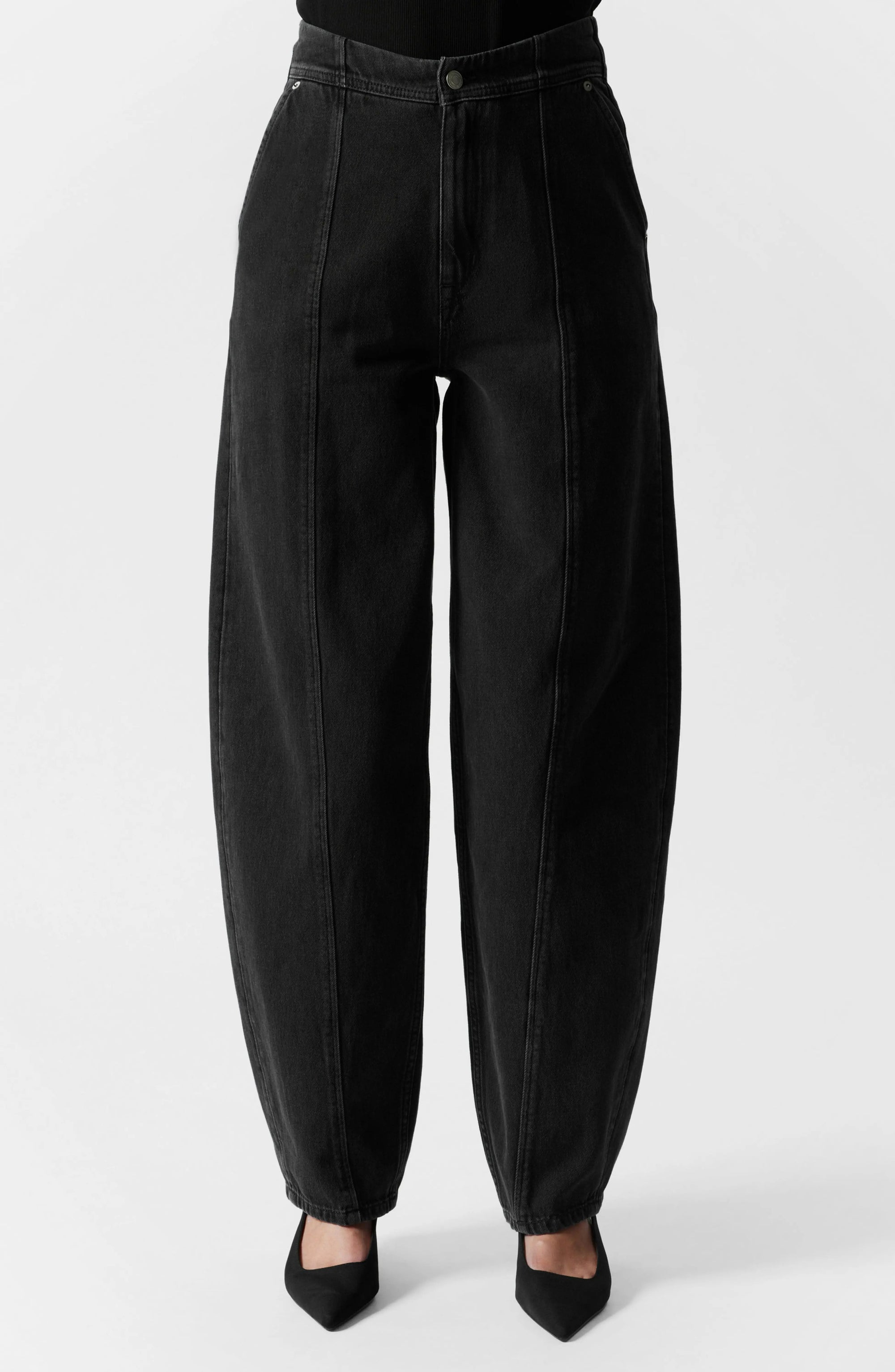 & Other Stories - Bello Cut Jeans - Black -