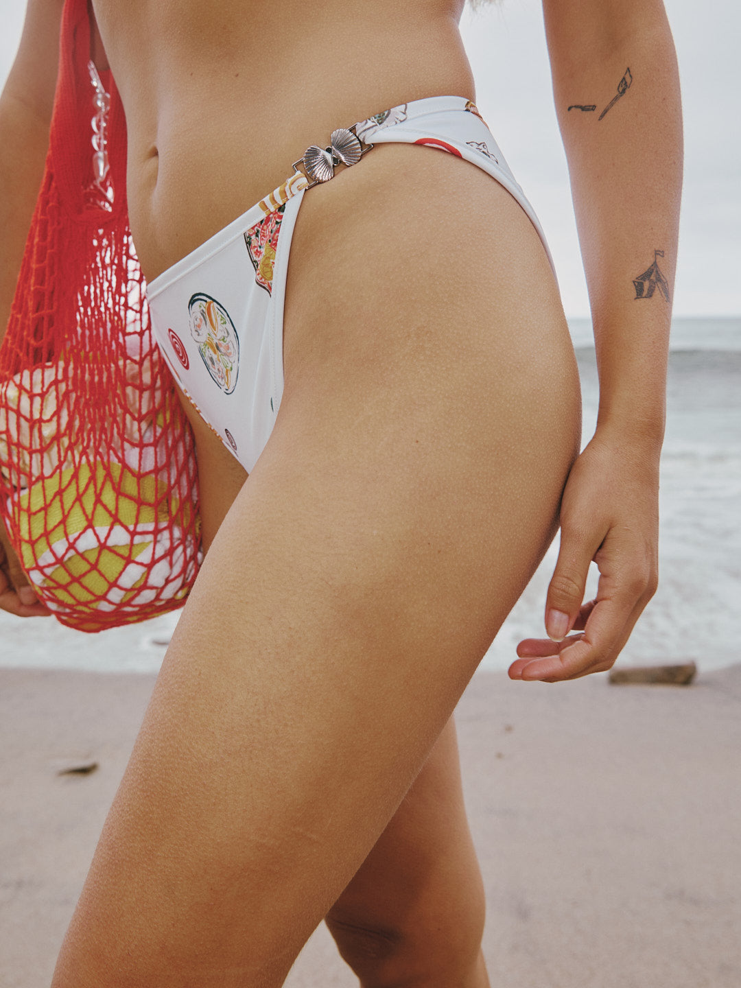 Lisa Says Gah - Banks Bottom - Caviar Dreams White -