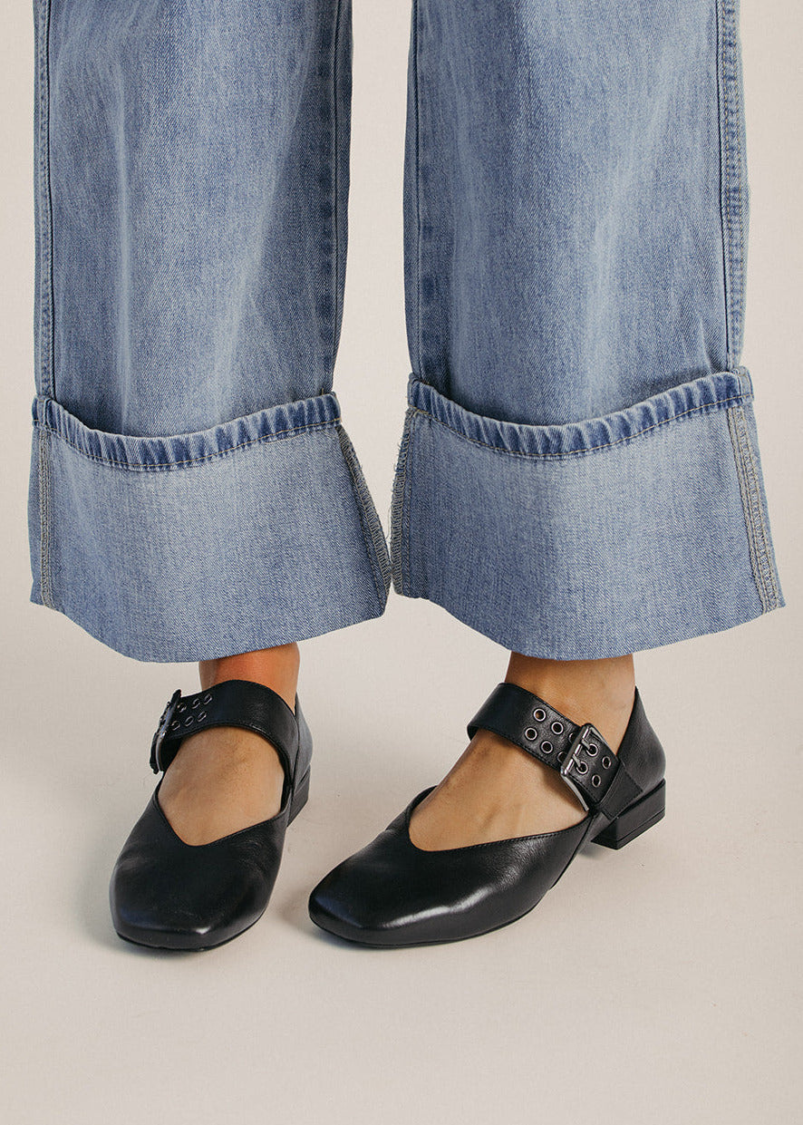 Seychelles - Petal Mary Jane Flat - Black -