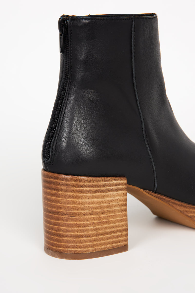 Intentionally Blank - Speed Platform Boot -