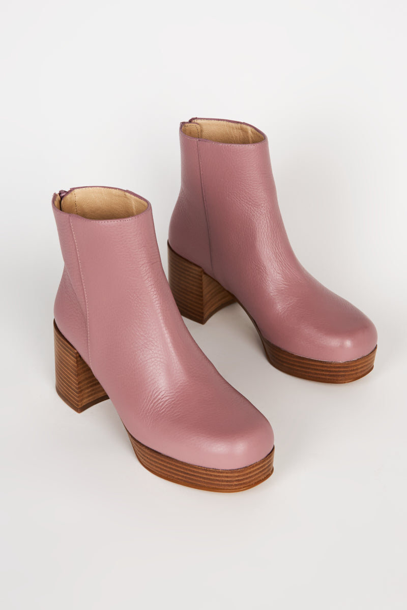 Intentionally Blank - Speed Platform Boot -