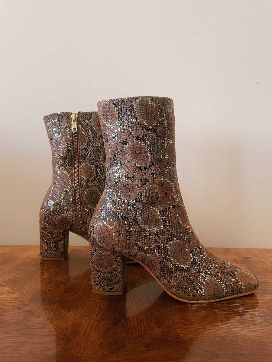 Modern Boot - Suede Snake - offe market