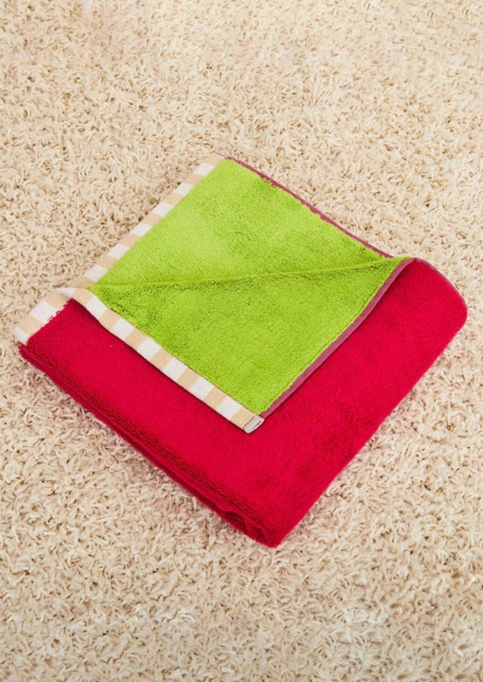 Magenta Green Bath Towel - offe market